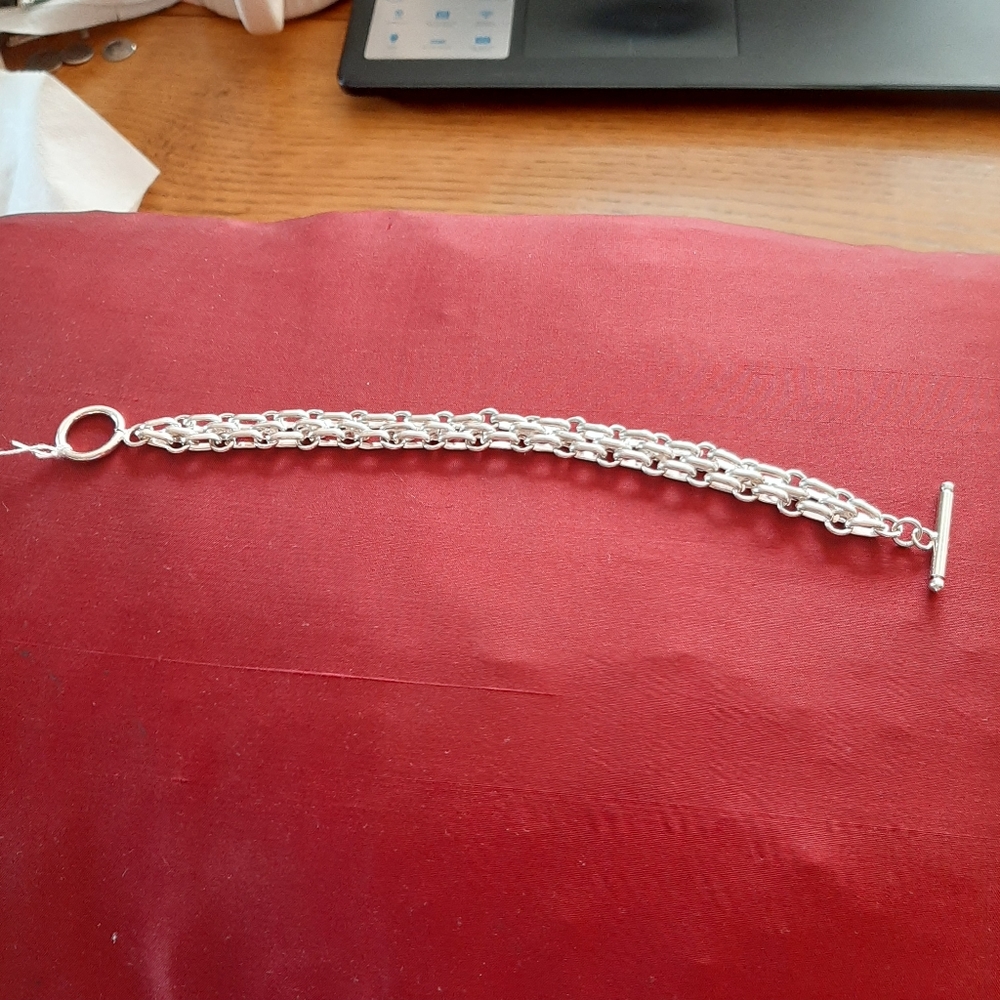 Ladies jewelry